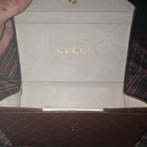 Gucci eyeglasses holder - Picture 1 of 2